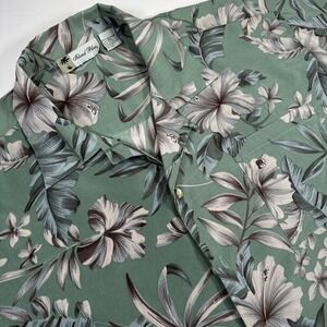 Island Blue Button Down Shirt Men's XXL Green Floral Hibiscus Tropical Camp S/S